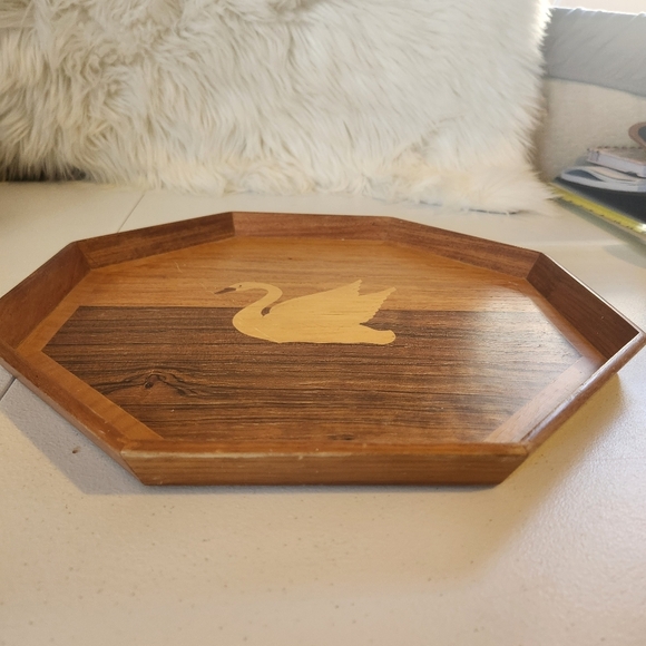 Vintage 70s Wood Inlay Swan Octagonal Tray Rustic Folk Art Eclectic Boho Kitchen - Picture 3 of 5